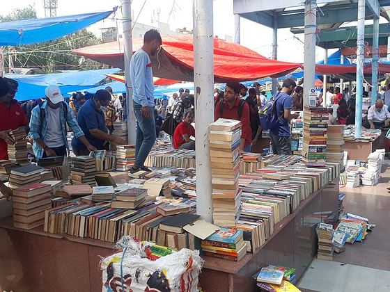 Daryaganj Book Market
