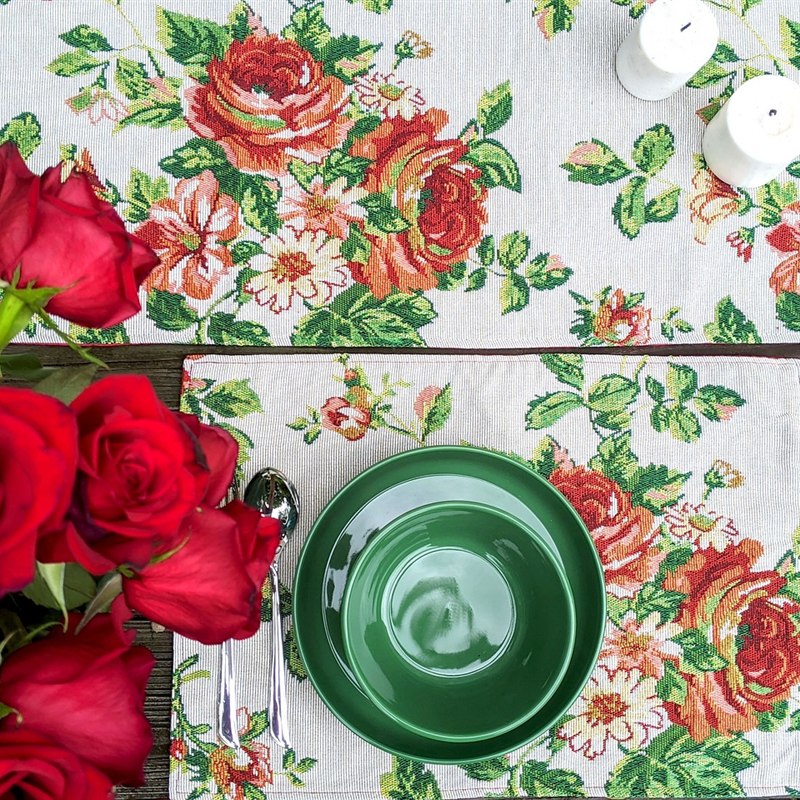 Festive Table Runner and Placemat Set