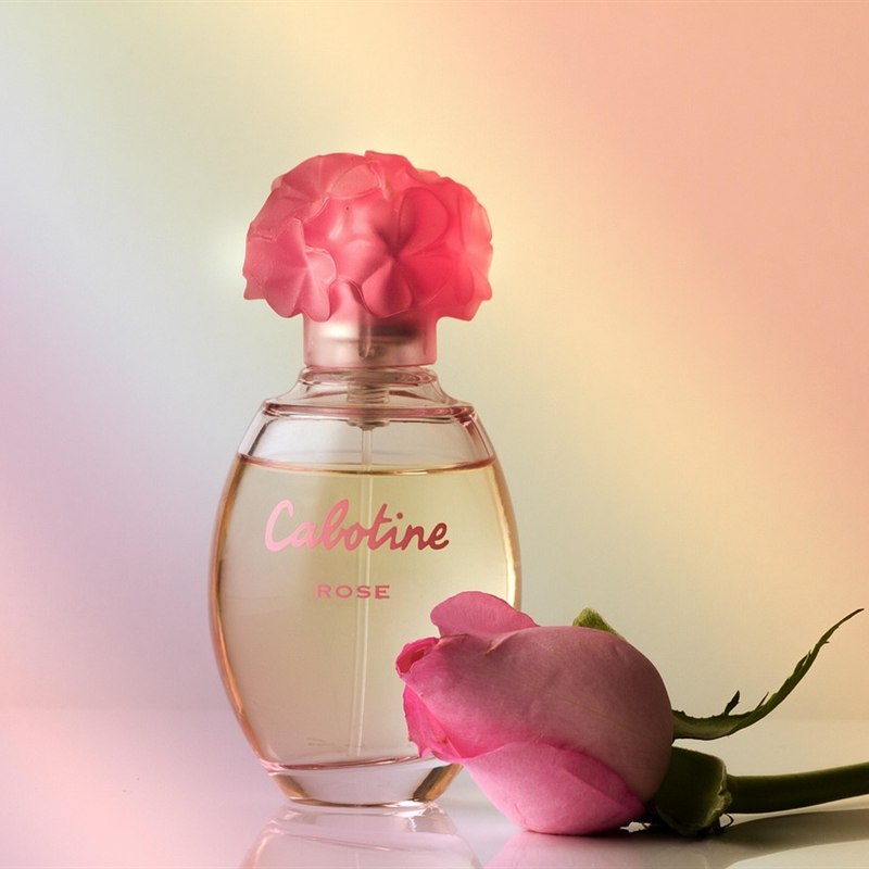 Luxury Perfume with Gift Box and Pouch