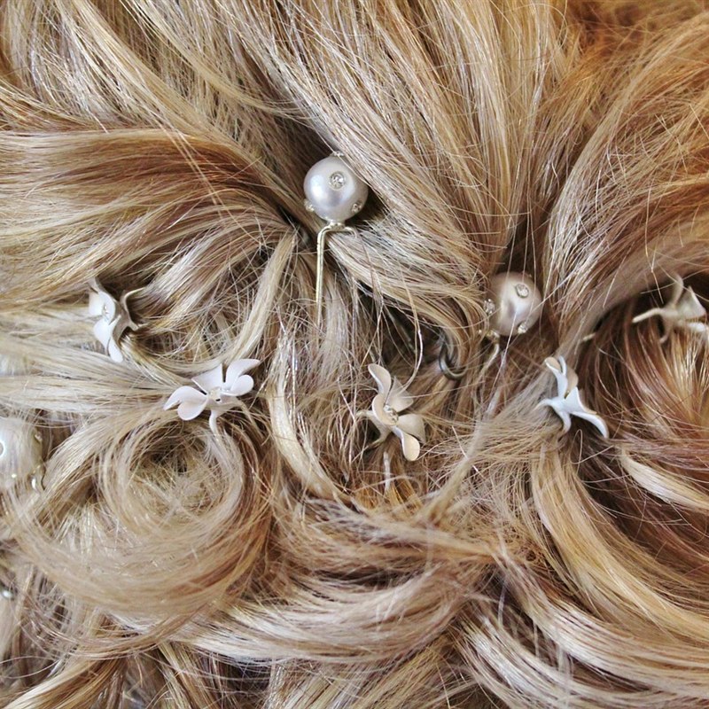 Pearl Hair Pins (Set of 8)